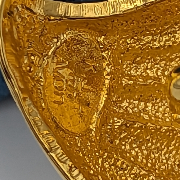 Kenneth J Lane for Avon Seashell Enhancer, Rhinestone Shell, Vintage KJL Jewelry - Picture 4 of 9